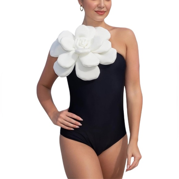 NEW Woman’s Hand-Stitched 3D Flower Off Shoulder Swimsuit Size L - Picture 7 of 10